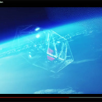 アウディ新モデルは宇宙から飛来?高度3万mの成層圏でホログラム撮影 画像