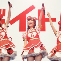 AKBと観客が共演! 新CM「恋のバイトル」篇、9月1日放送開始 画像
