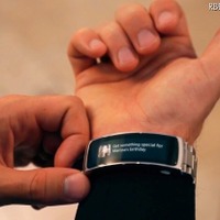 外付けデバイス「LINK」…普通の腕時計がスマートウォッチに変身 画像