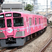 #西武きゃりーぱみゅぱみゅ電車、新宿線でも運転 画像