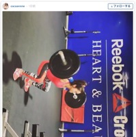 中村アン、25kg持ち上げ美しいスクワット披露…ファン絶賛「一流のモデル!」 画像