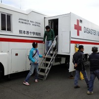 熊本国際ロードに赤十字の特殊医療救護車両が登場 画像