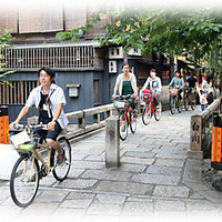 京都の紅葉を楽しむサイクリングツアーの参加者募集中 画像