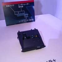 【スズキ スイフト 新型】ブレーキアシスト用センサーはトヨタセーフィティーセンスCと同等品 画像