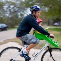 サイクリングが楽しめる自転車用チャイルドシート「セーフTシート」発売 画像