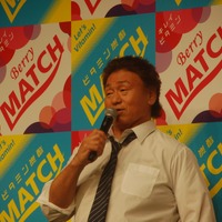 平野紫耀、仲良しの元プロレスラー・天龍源一郎へ逆水平チョップ！…『ビタミン炭酸マッチ 新CM発表会』 画像