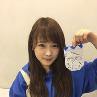 元AKB48・川栄李奈が折り紙教室!?“かいぶつ”の作り方を解説 画像