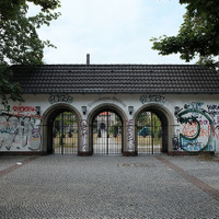 ベルリンの歴史ある建造物の行く末--旧市営火葬場の場合…A trip to Berlin 画像