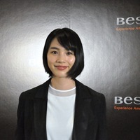 のん&大野いと&山下リオ&蔵下穂波、「あまちゃん」“GMT”4ショットに反響「じぇじぇじぇー!」 画像
