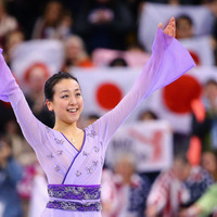 浅田真央がセサミストリートの住人に！オスカーとの2ショット写真を公開 画像