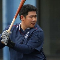 NPB史上18人達成の400本塁打…巨人・阿部慎之助＆西武・中村剛也は届くか 画像