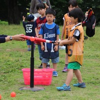 西武ライオンズが 「親子で楽しめるキャッチボール体験イベント」開催 画像