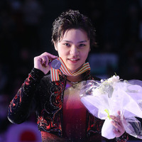 宇野昌磨が浅田真央と再会するも、照れて隣には座らず！？ 画像