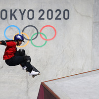 【東京五輪／スケートボード】五輪公式インスタが「パーク」決勝に熱烈賛辞　ライバルを抱きしめる感動シーンに脚光 画像