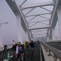 大阪サイクルイベントで5,000人の自転車愛好家が疾走 画像
