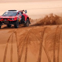 【ダカール・ラリー】3日目ステージ2　WRC絶対王者セバスチャン・ローブが最速タイム  トヨタのナッサー・アルアティヤが総合首位を堅持 画像
