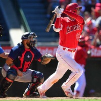 【MLB】大谷翔平、弾丸ダメ押しタイムリーでエ軍連勝に貢献　連続四球からメジャー通算300得点もマーク 画像