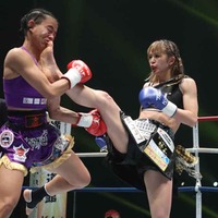 【K1】菅原美優、“前蹴り”でパヤーフォンを圧倒 判定勝利で涙の2代目女王に 画像