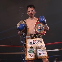 【ボクシング】那須川天心デビュー戦でIBF世界フェザー級挑戦者決定戦に挑む阿部麗也　「仕事があっても強くなれる」を証明 画像