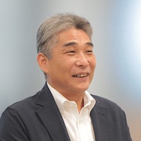 【スポーツビジネスを読む】ソフトバンクのスポーツ・ソリューションを牽引するサービス企画本部・原田賢悟本部長　前編　求人誌『B-ing』から始まった携帯電話を巡る旅 画像