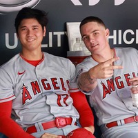 【MLB】大谷翔平、エ軍後輩の“プロポーズ大成功”に「いいね」で祝福　思い返される仲良しモニアックとの友情エピソード 画像