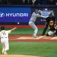 【MLB】大谷翔平、衝撃の192キロ大ファウルに騒然「屋根を粉砕」　識者が続々と速報、現地実況も感嘆の声 画像