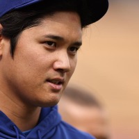 【MLB】大谷翔平、現地記者が離脱の可能性に言及「2度のMVP受賞者に何かあれば……」　欠場濃厚も13日に状態確認へ 画像