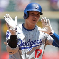 【MLB】同僚ロハス、大谷翔平らの“個性豊かな”塁上パフォーマンスを解説　「特にショウヘイは……」 画像