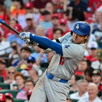 【MLB】大谷翔平、ライトオーバーのフェンス直撃179キロ打で打率「.311」へ上昇　ライバルのパ軍アラエスとは3厘差 画像