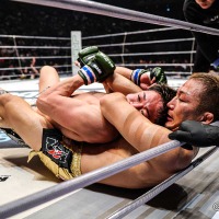 【RIZIN】18歳の秋元強真、“寝技地獄”で涙のプロ初黒星　元谷友貴はリスペクト「これが成長するきっかけになってくれれば」 画像