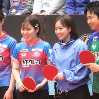 平野美宇が振り返る石川佳純さんと過ごした日々 東京五輪出場をかけた熾烈な戦い、“かすみう”ペア結成は「人柄に助けられて楽しかった」 画像