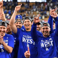 【MLB】ドジャース「世界一限定」の特別ユニフォームを発表 王者の証、金色デザインの豪華仕様に 画像