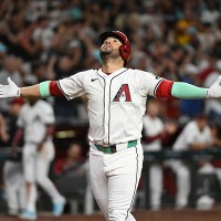 【MLB】Dバックスの33歳が見せた衝撃4発に本拠地騒然「歴史的なこと」 史上19人目の快挙達成のスアレスが本塁打王争いで急浮上 画像
