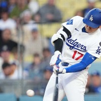 【MLB】大谷翔平、CY賞右腕から弾丸“184キロ”7号アーチ 米記者歓喜の一発「スランプから正式に脱した」 画像