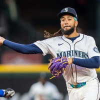【MLB】「今週のスーパープレー集」GG賞名手の奇想天外キャッチ、マリナーズ二遊間の“神連携”は必見【4月27日~5月3日】 画像