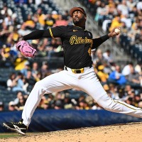 【MLB】人類最速左腕、36歳チャップマンがシンカーで「167キロ」計測 大谷翔平が思わず腰を引いた剛速球 画像