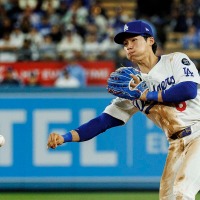 【MLB】キム落球、ドレイヤー暴投、マンシー悪送球……ドジャース、同地区対決でミス連発の大量失点 地元メディアあ然「まだ3回なのに……」 画像