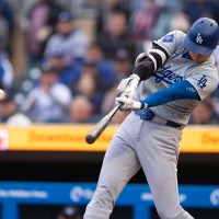 【MLB】大谷翔平、大量ビハインドで反撃の右前打 “9試合ぶりマルチ安打”でチャンスメーク 画像