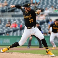 【MLB】怪物スキーンズが10勝目、7球種操り公式絶賛のパフォーマンス「ドジャース打線を圧倒した」　6回無失点8奪三振……大谷翔平から2三振 画像