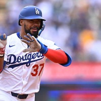 【MLB】強打と隣り合わせの拙守が課題……トレード話が急浮上したテオスカー　“今季35発”俊足好守のバクストンらが交換候補に 画像