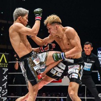 【RIZIN】58日で電撃参戦の秋元強真、“テンカオ一撃”で新居もん絶TKO　次戦に元フェザー級王者を指名 画像