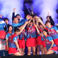 主将・平野美宇が引き寄せたクラブ初の連覇「木下アビエル神奈川で勝てたことがうれしい」　“盟友”早田ひなを撃破でつかんだ涙の1勝【Tリーグ】 画像