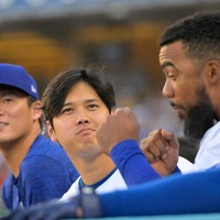 【MLB】大谷翔平、テオスカーが出した「スペイン語クイズ」に奇跡的な正解　球場ファンが爆笑した“珍解答”とは…… 画像