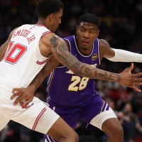 【NBA】プレーオフ敗退のレイカーズ、今オフの補強予想は？「八村塁の残留が最優先事項」と米メディア　歴史的な活躍で手放せない存在に 画像