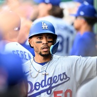 【MLB】ドジャース5年連続地区優勝、復活のベッツがファンに感謝「ずっと支え続けてくれて、ありがとう」　ワールドシリーズ3連覇も約束 画像