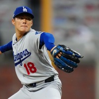 【MLB】「最も必要な場面で応えてくれた」山本由伸、圧巻の7回1失点10奪三振の快投劇　米記者称賛のパフォーマンス 画像