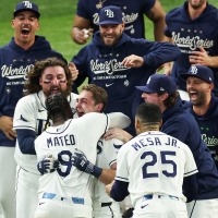 【MLB】レイズ、0勝3敗の崖っぷちから“延長12回”劇的逆転サヨナラ勝ち　ブルワーズは途中交代の三塁手が痛恨の悪送球で崩壊 画像