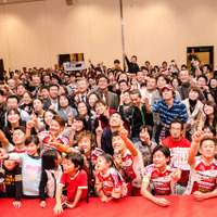 宇都宮ブリッツェンがJプロツアー優勝祝賀パーティーを開催　チーム総合優勝を200人のファンが祝う 画像