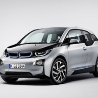 市川海老蔵氏に BMW i3 を提供 画像