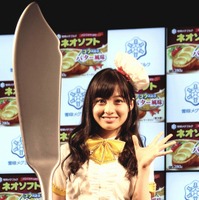 橋本環奈がマーガリンを使った「コクうまレシピ」を紹介! 画像